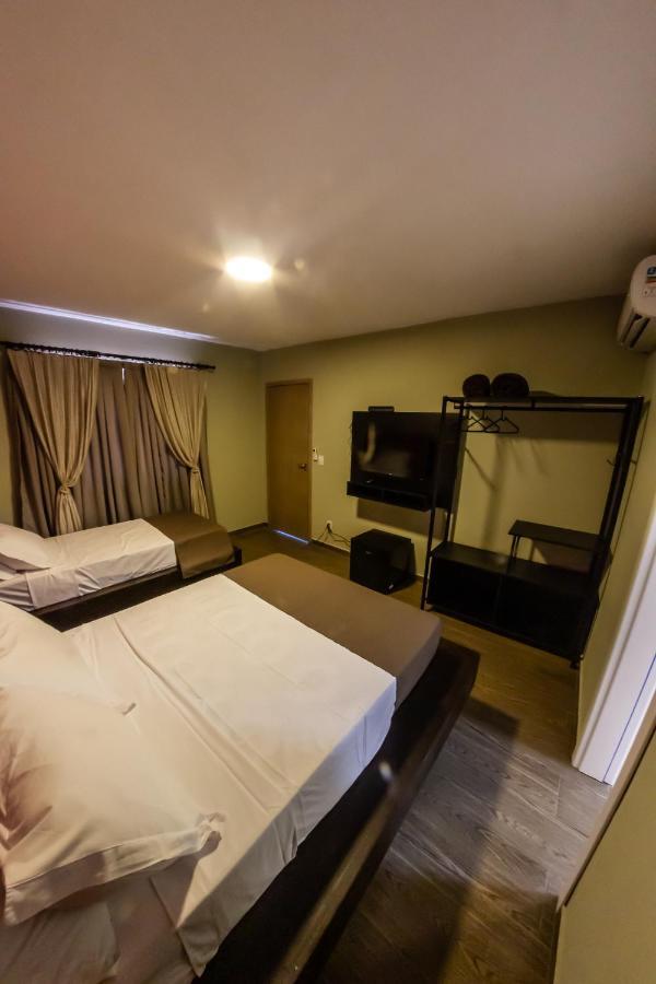 Balneário Camboriú Bonabrigo Hostel & Suites מראה חיצוני תמונה