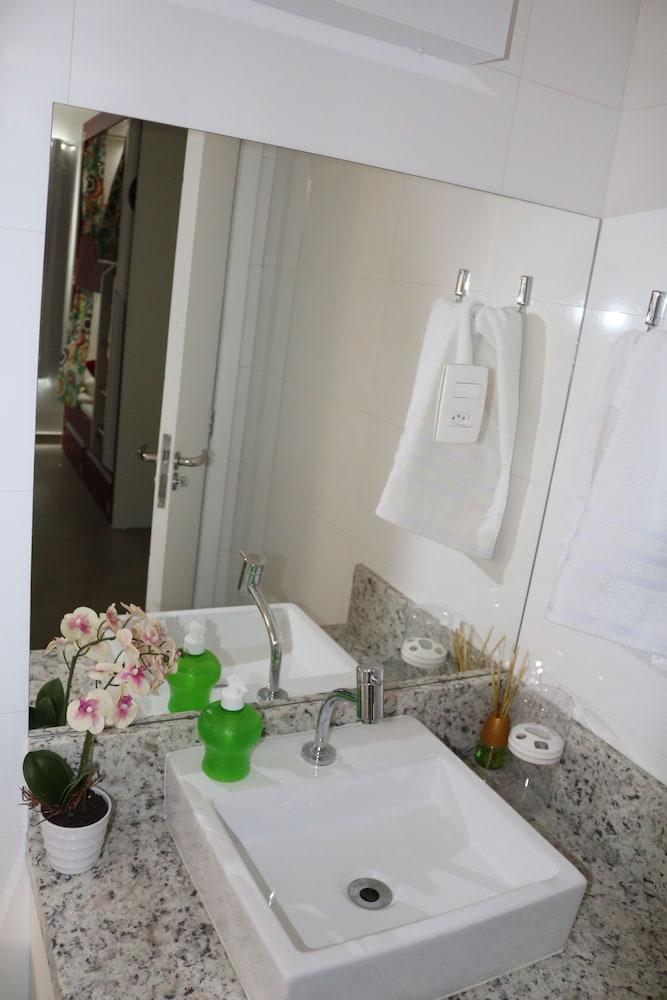 Balneário Camboriú Bonabrigo Hostel & Suites מראה חיצוני תמונה